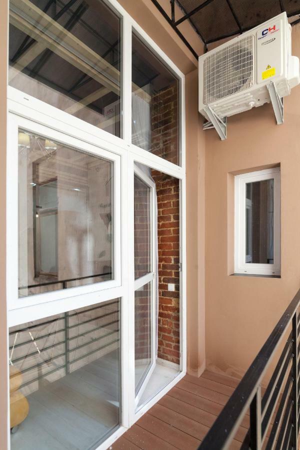 Leogrand One-Bedroom Apartments On Tugan-Baranovskogo 24 Lviv Eksteriør bilde